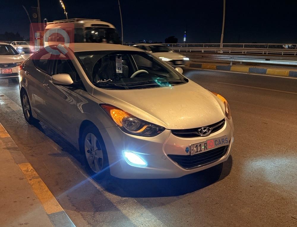 هیوندای ئەلەنترا